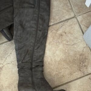 Stylish Black Women's Boots